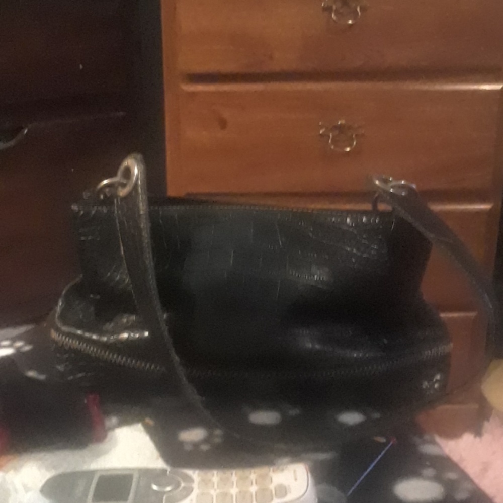 Purses - Picture 3 of 5